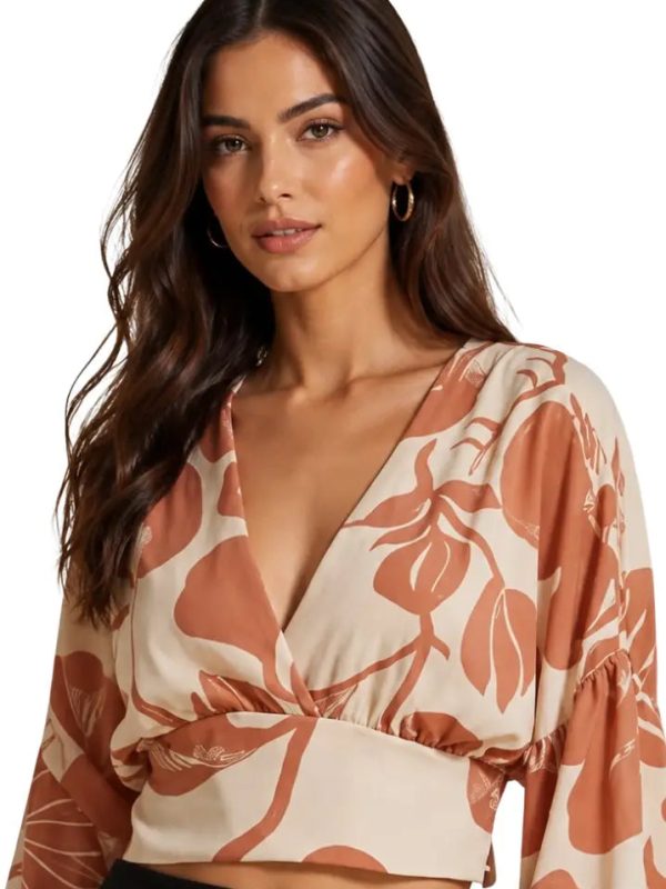 Blusa casual estilo relajado