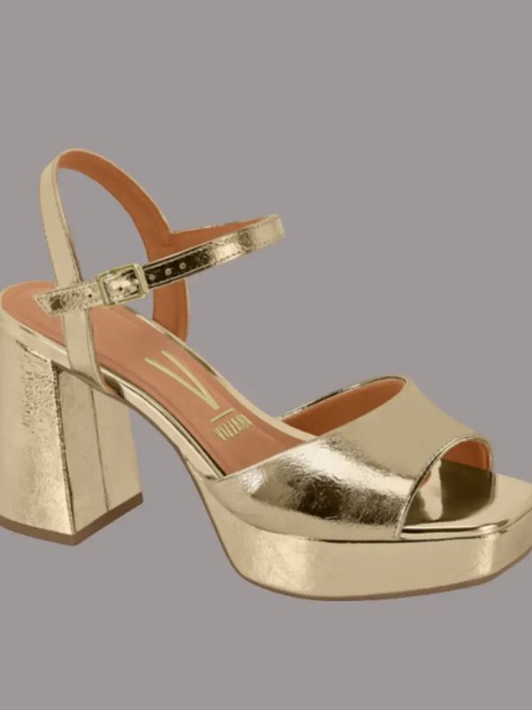 Sandalia elegante de moda