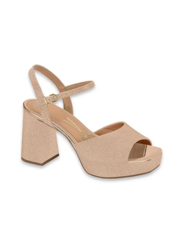 Sandalia elegante mujer sofisticado