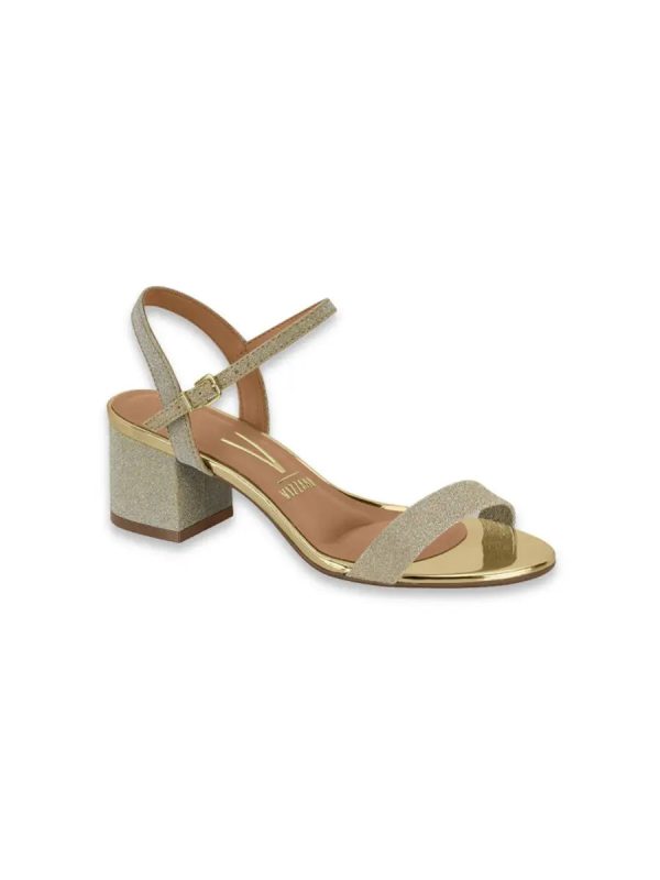 Sandalia elegante look sofisticado