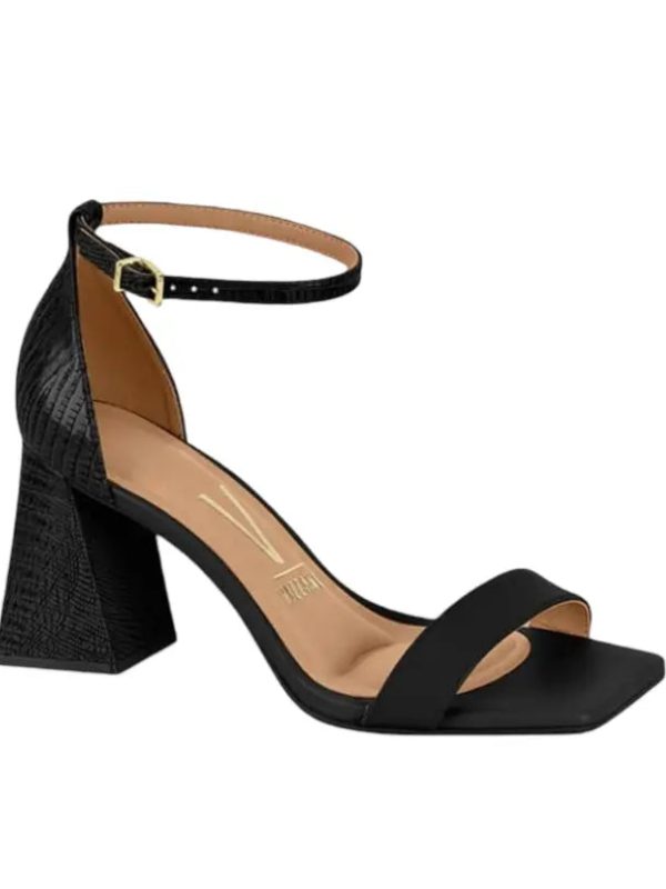 Sandalia casual look moderno
