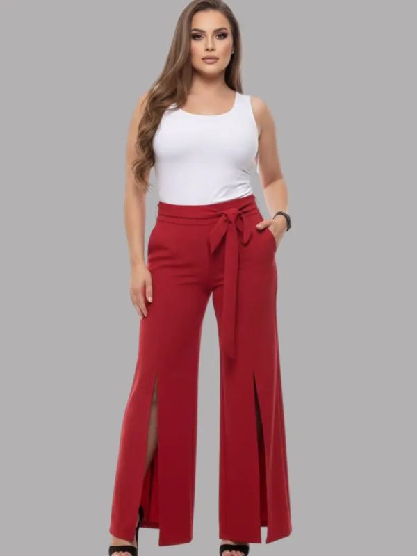 Pantalón en oferta recto con abertura