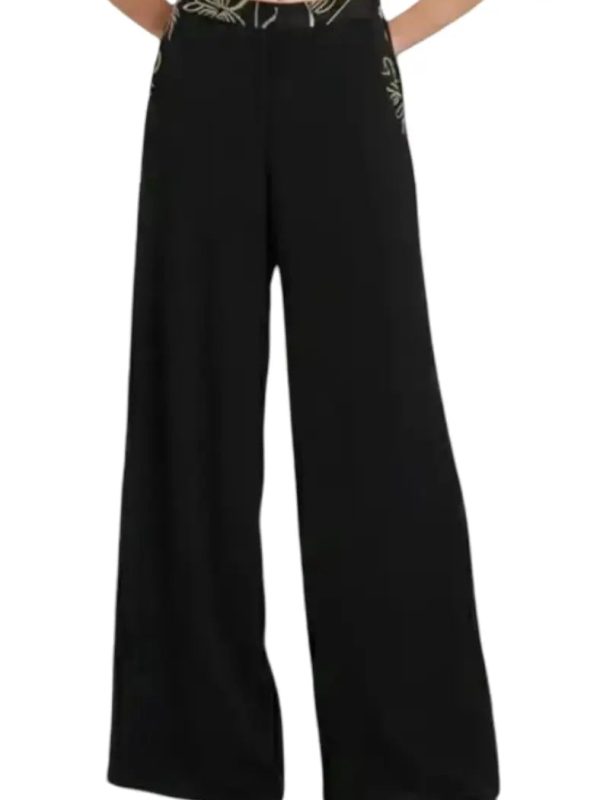 Pantalón moderno