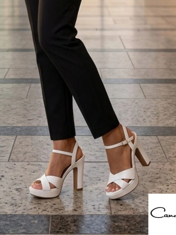 Sandalia elegante tendencia actual