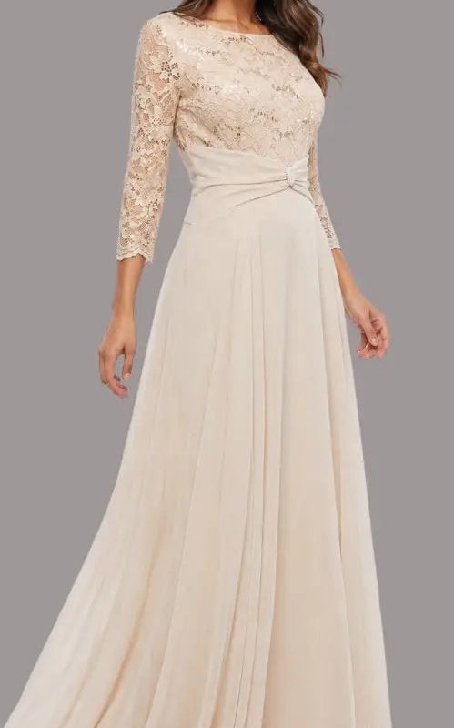 Vestido con encaje en la parte superior