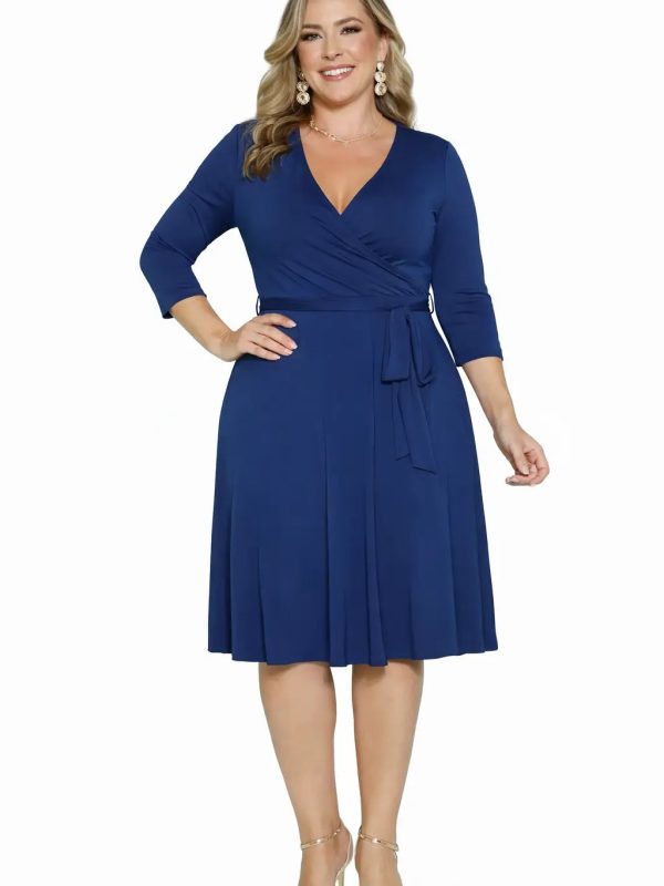 Vestido corto plus ejecutivo
