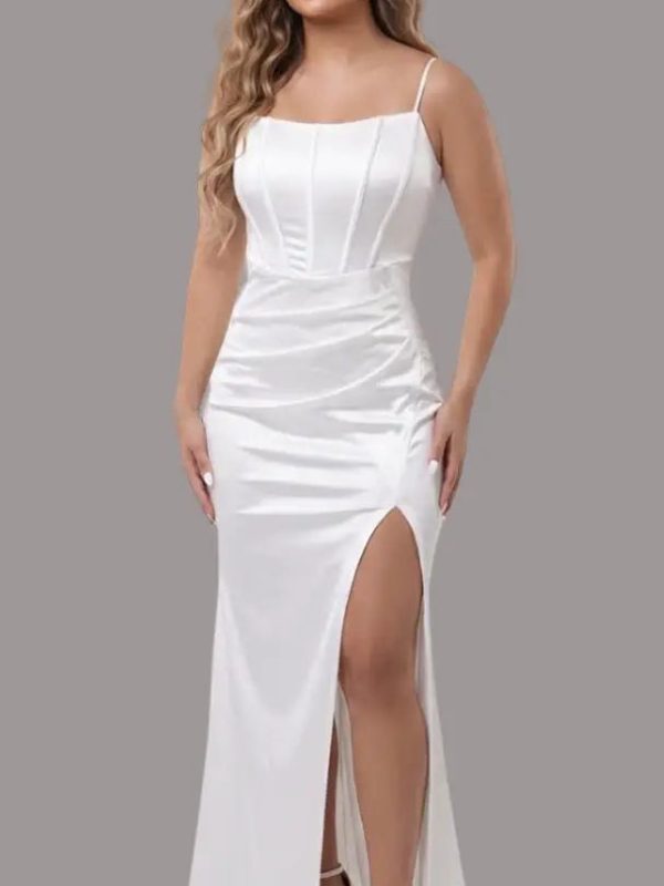 Vestido escotado y pegado
