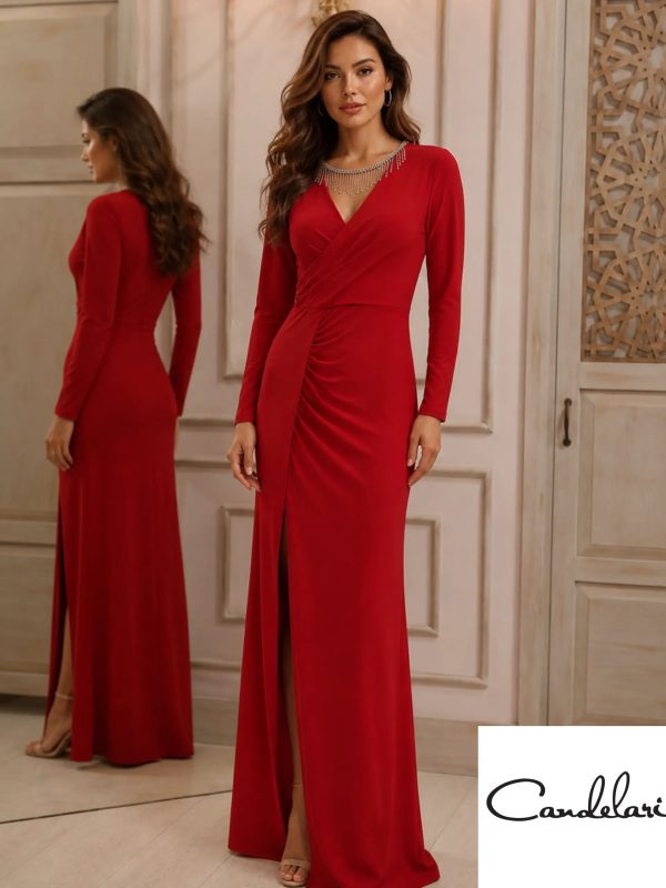 Vestido largo con manga larga y abertura en la pierna
