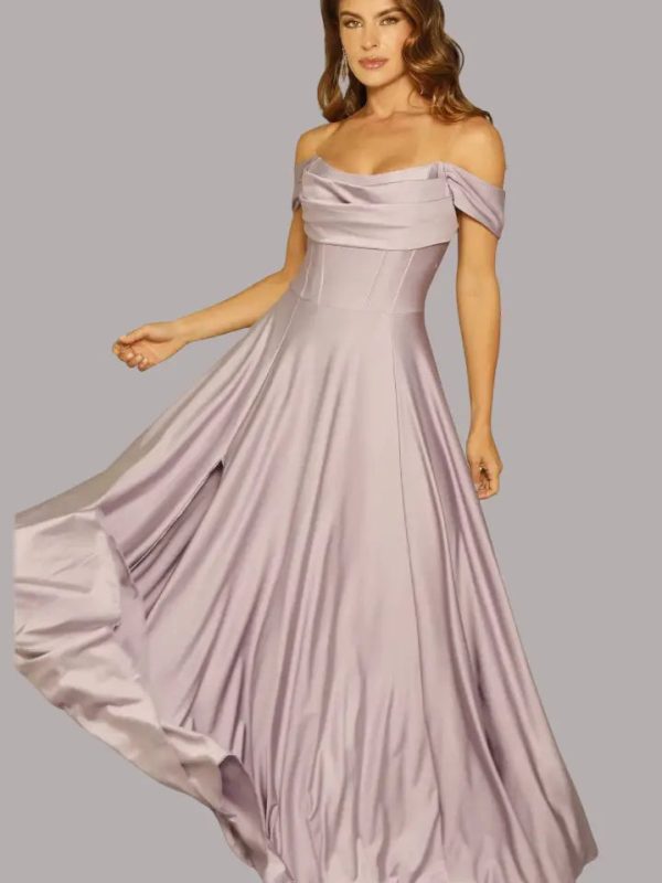 Vestido escote elegante