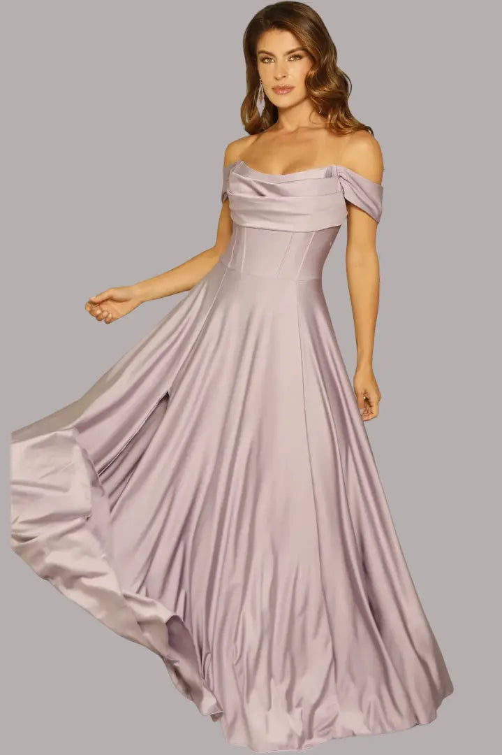 Vestido escote elegante